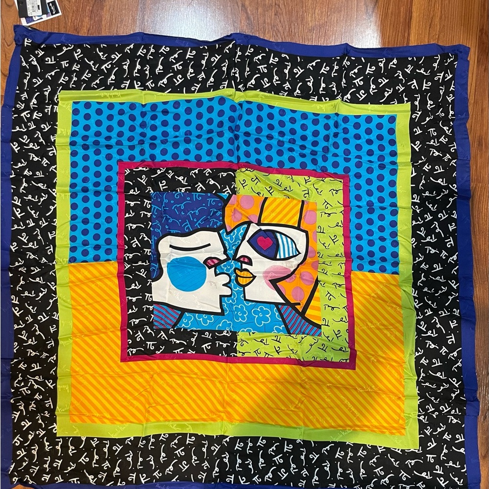 Nicole Miller - Romero Britto artwork - Multicolor Pop Art silk Scarf